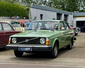 Image 7/12 de Volvo 244 DL (1975)