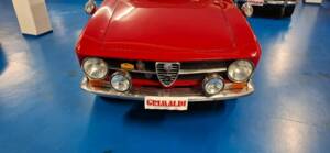 Bild 14/37 von Alfa Romeo Giulia 1300 GT Junior (1974)
