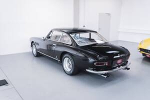Image 38/100 of Ferrari 330 GT 2+2 (1965)