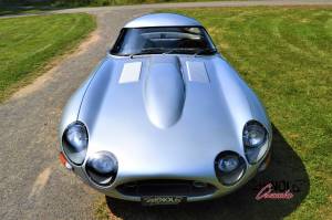 Image 5/31 de Jaguar E-Type (1968)