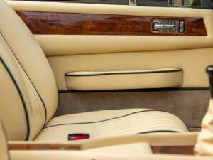 Bild 33/92 von Aston Martin V8 Volante X-Pack (1989)