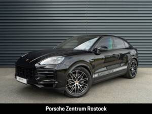 Imagen 1/34 de Porsche Cayenne Coupé E-Hybrid (2025)