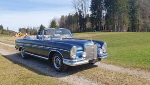 Image 9/14 of Mercedes-Benz 300 SE (1967)