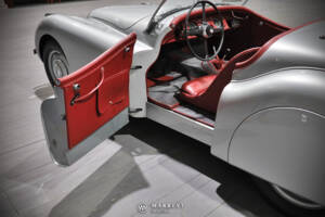 Image 24/29 de Jaguar XK 120 OTS (1950)