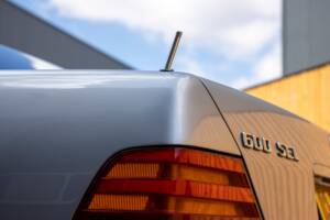 Image 16/59 of Mercedes-Benz 600 SEL (1992)