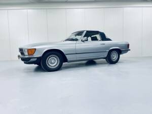 Image 7/15 of Mercedes-Benz 380 SL (1982)