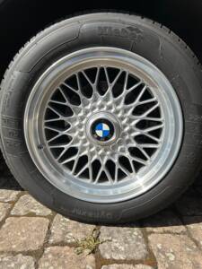 Bild 15/24 von BMW 635 CSi (1987)