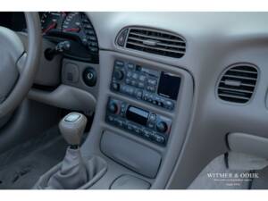 Immagine 12/39 di Chevrolet Corvette (2003)