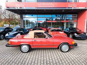 Image 2/22 de Mercedes-Benz 560 SL (1986)
