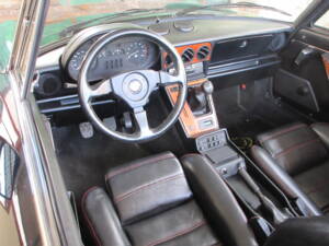 Bild 9/21 von Alfa Romeo 2.0 Spider QV (1988)