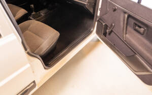 Image 77/132 of Volkswagen Santana 1.8 (1985)