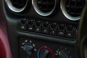 Image 32/37 of Ferrari 550 Maranello (2000)