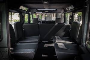 Image 22/67 of Land Rover Defender 110 Turbo Diesel (1999)