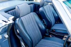 Image 42/47 of Mercedes-Benz 300 SL (1987)