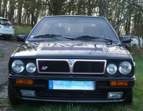 Bild 2/105 von Lancia Delta HF Integrale 16V (1990)