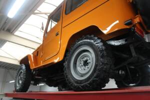 Image 7/50 of Toyota Land Cruiser FJ 40 (1980)