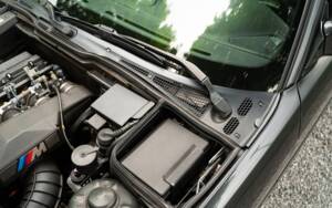 Bild 44/45 von BMW M5 (1992)