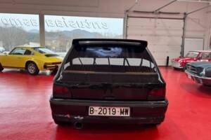 Immagine 7/23 di Renault Clio I 1.8 16V (1991)