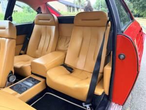 Bild 35/38 von Ferrari Mondial Quattrovalvole (1982)