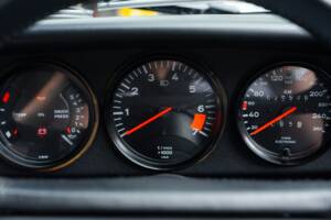 Image 47/68 of Porsche 911 Speedster 3.2 (1989)