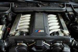 Bild 39/50 von BMW 850CSi (1994)