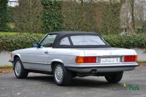 Image 22/50 of Mercedes-Benz 300 SL (1986)