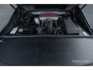 Afbeelding 31/32 van Ferrari 328 GTS (1989)