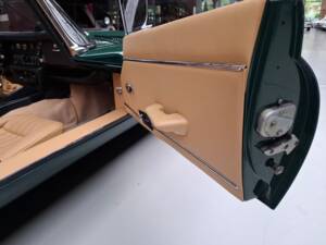 Image 17/29 de Jaguar Type E V12 (1975)