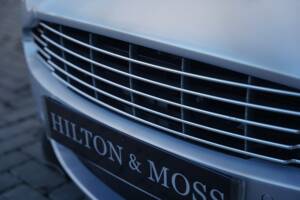 Immagine 36/50 di Aston Martin DBS (2011)