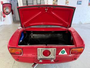 Imagen 31/68 de Alfa Romeo Giulia 1600 Sprint GT Veloce (1966)