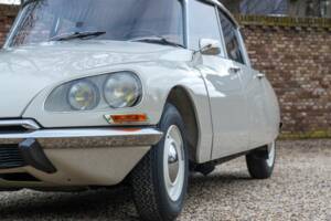 Afbeelding 24/50 van Citroën D Spécial (1971)