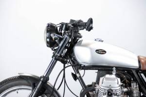Bild 9/50 von Moto Guzzi V 35 III (1986)