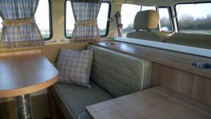 Image 12/26 of Volkswagen T1 Brasil &quot;Samba&quot; (1975)