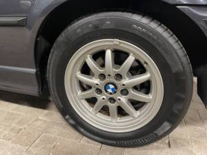 Bild 19/25 von BMW 318ti Compact (1997)