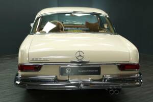Afbeelding 5/50 van Mercedes-Benz 280 SE (1969)