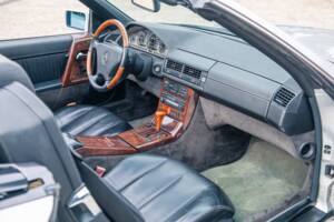Bild 24/38 von Mercedes-Benz SL 600 6.0 AMG (1994)