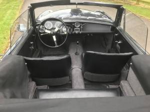 Image 22/22 of Aston Martin DB 2&#x2F;4 Mk III (1958)