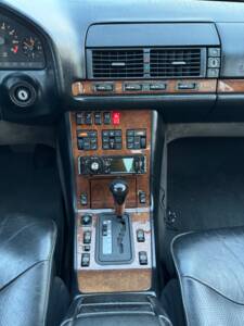 Bild 25/37 von Mercedes-Benz S 320 (1994)