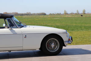 Imagen 32/50 de MG MGB (1972)