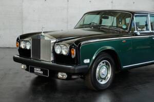 Imagen 2/50 de Rolls-Royce Silver Shadow II (1977)