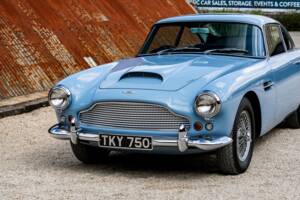 Image 44/56 of Aston Martin DB 4 (1960)