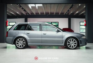 Bild 5/25 von Audi RS4 Avant (2001)