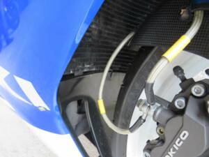 Bild 29/37 von Suzuki DUMMY (2002)