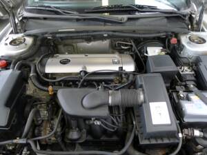 Imagen 7/32 de Peugeot 406 Coupé 2.0 16V (2000)