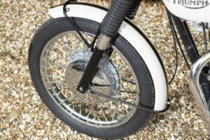 Image 33/45 of Triumph Bonneville T120TT (1967)