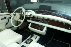 Image 29/50 of Mercedes-Benz 280 SE 3,5 (1971)
