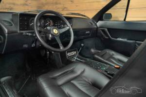Image 2/8 of Ferrari Mondial Quattrovalvole (1984)
