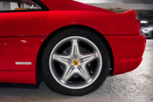 Afbeelding 15/46 van Ferrari F 355 Berlinetta (1997)