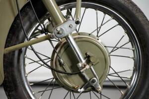 Image 37/50 of Moto Guzzi DUMMY (1963)
