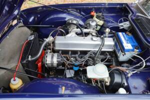 Image 4/50 of Triumph TR 6 PI (1972)